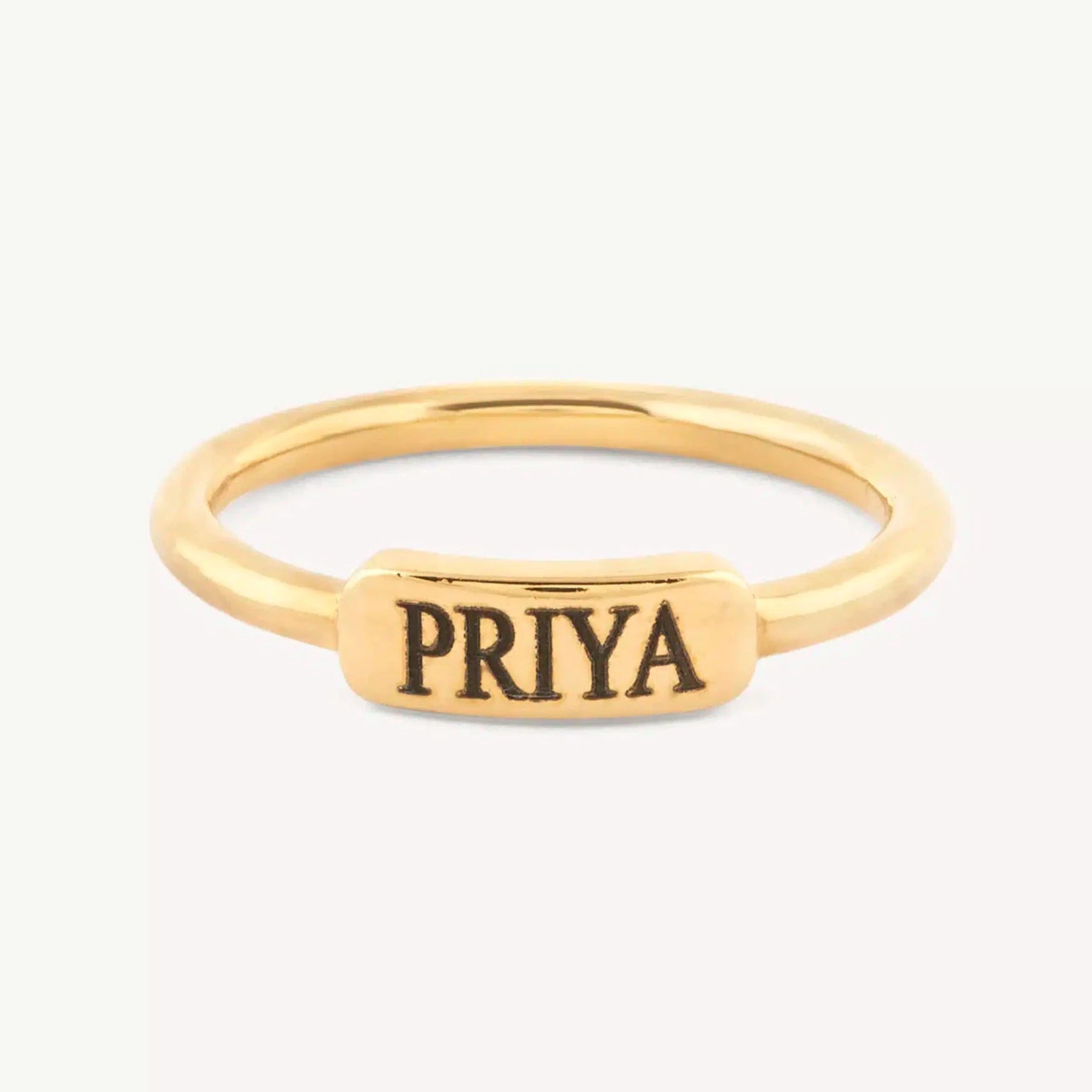 Chic Name Plate Ring – Name Strings
