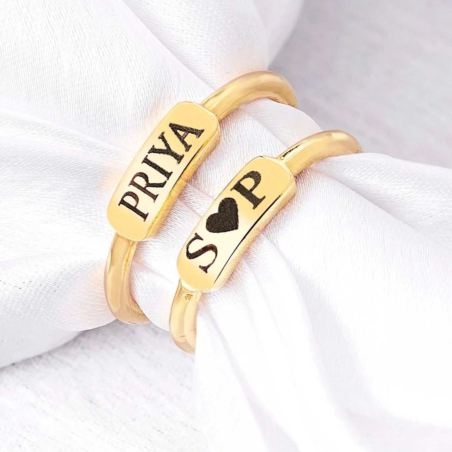 Chic Name Plate Ring - Name Strings