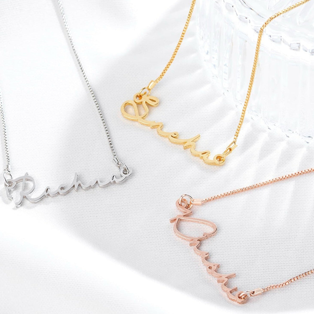 Chic Signature Name Necklace - Name Strings