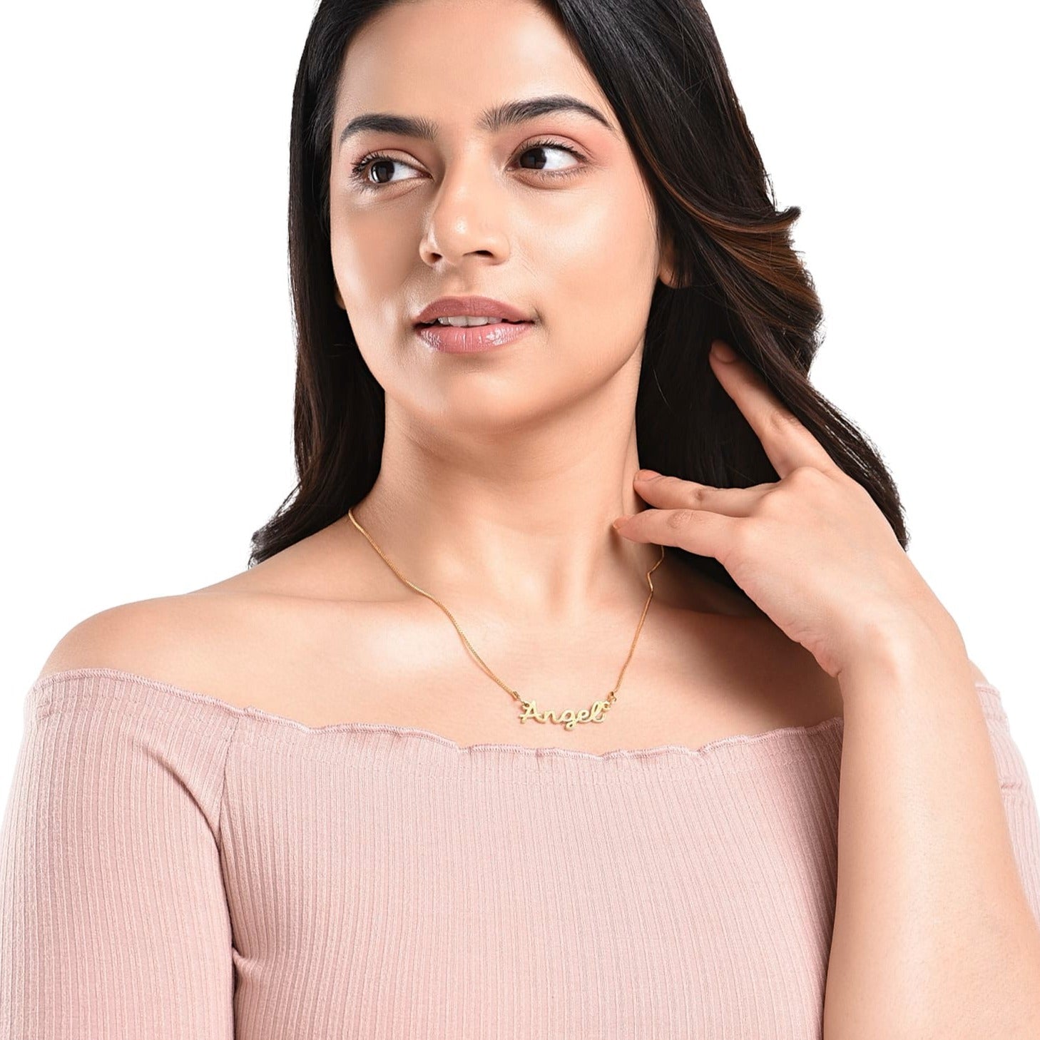 Graceful Cursive Name Necklace - Name Strings