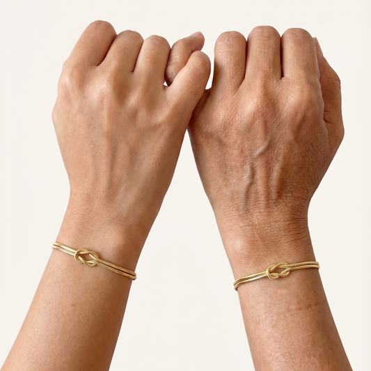 Forever Knot Bracelet | Daughter & Mother