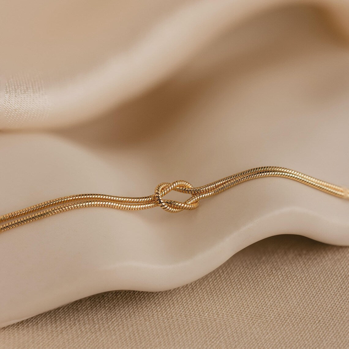 Forever Knot Bracelet | Daughter & Mother