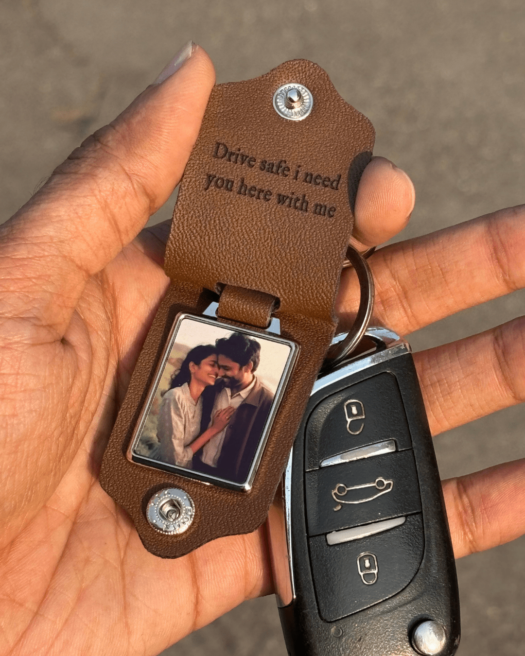 Personalised Memory Photo Keychain - Name Strings