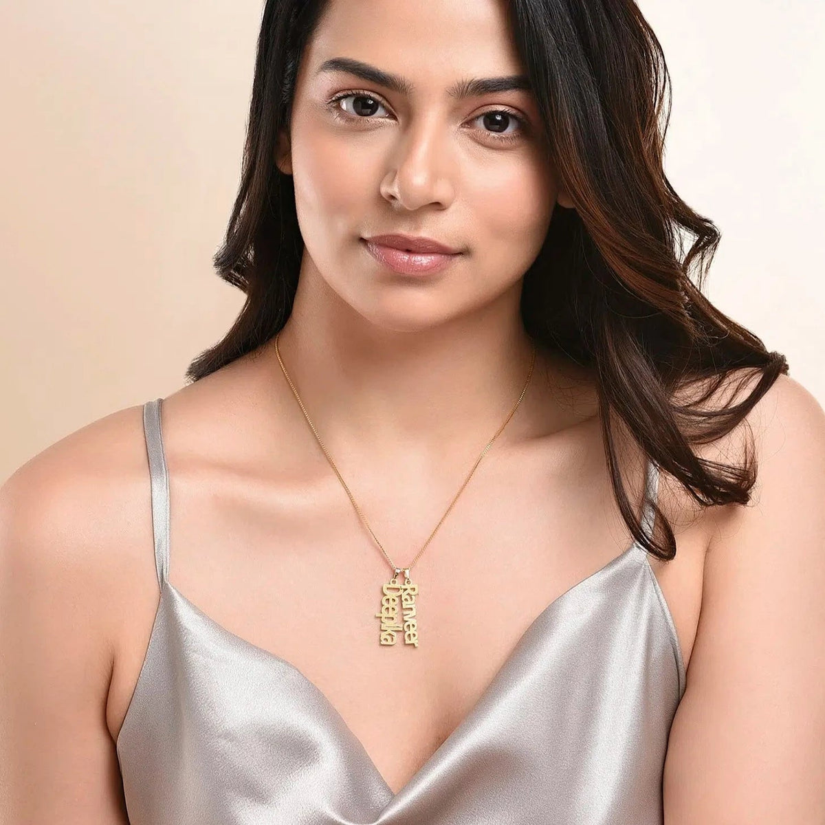 Vertical Names Necklace - Name Strings